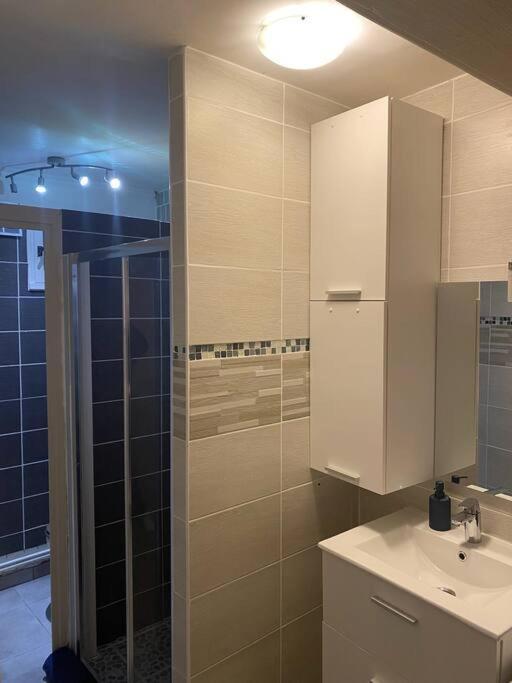 Absl Appartement วิลฟร็องช์-ซูร์-โซน ภายนอก รูปภาพ