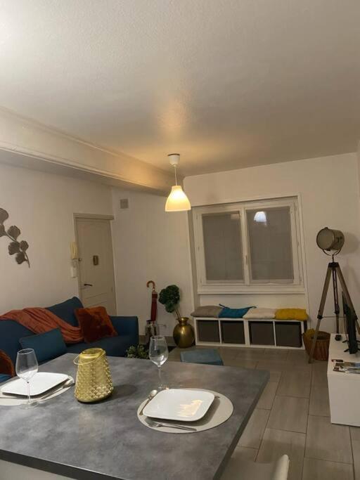 Absl Appartement วิลฟร็องช์-ซูร์-โซน ภายนอก รูปภาพ
