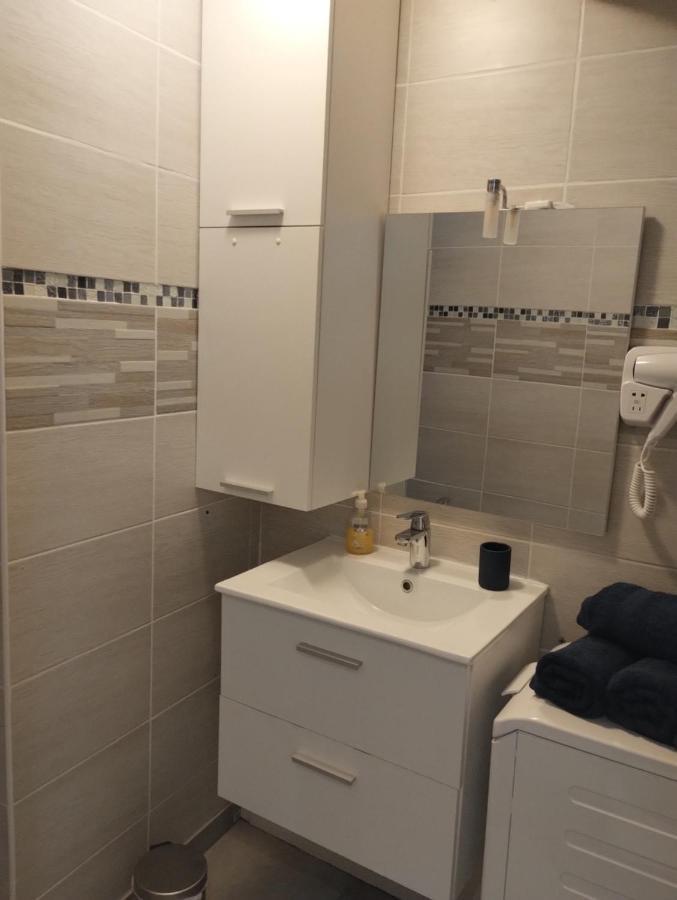 Absl Appartement วิลฟร็องช์-ซูร์-โซน ภายนอก รูปภาพ